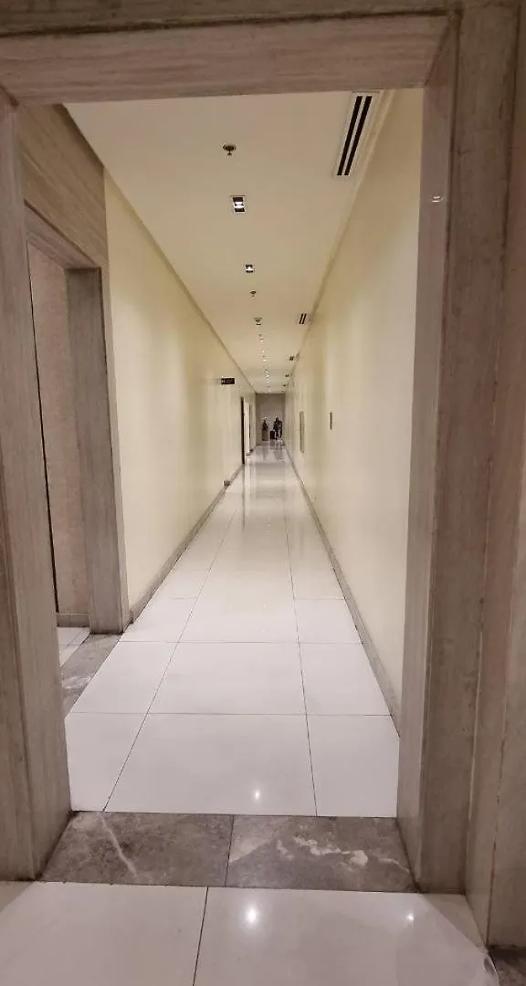 Ms Familyroom-300Mbps-Netflix-Naiat3-Resortword-Savoy Манила
